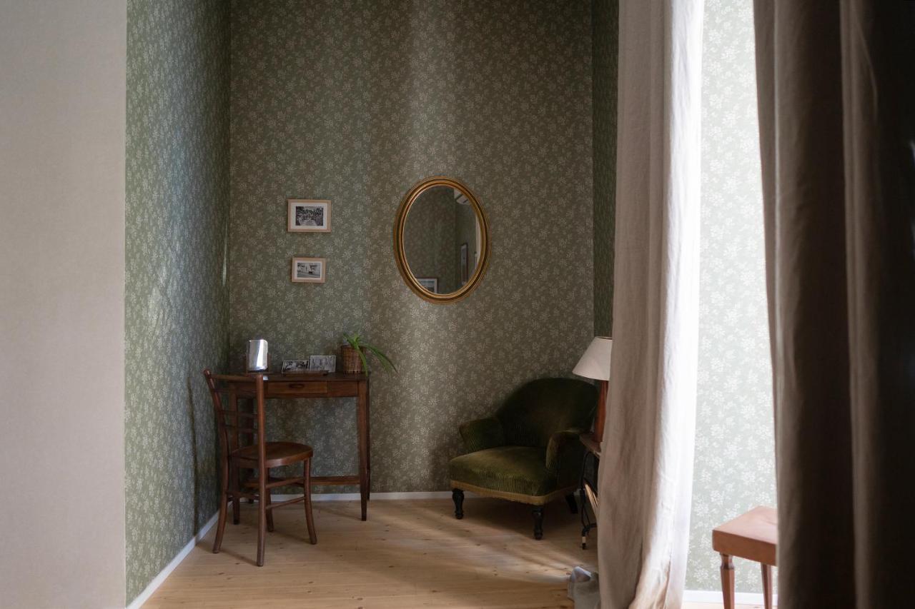 Casa Vayu - Rooms & Garden เนเปิลส์ ภายนอก รูปภาพ