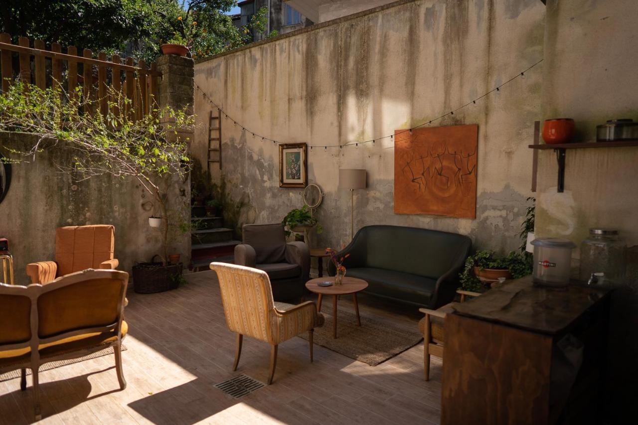 Casa Vayu - Rooms & Garden เนเปิลส์ ภายนอก รูปภาพ