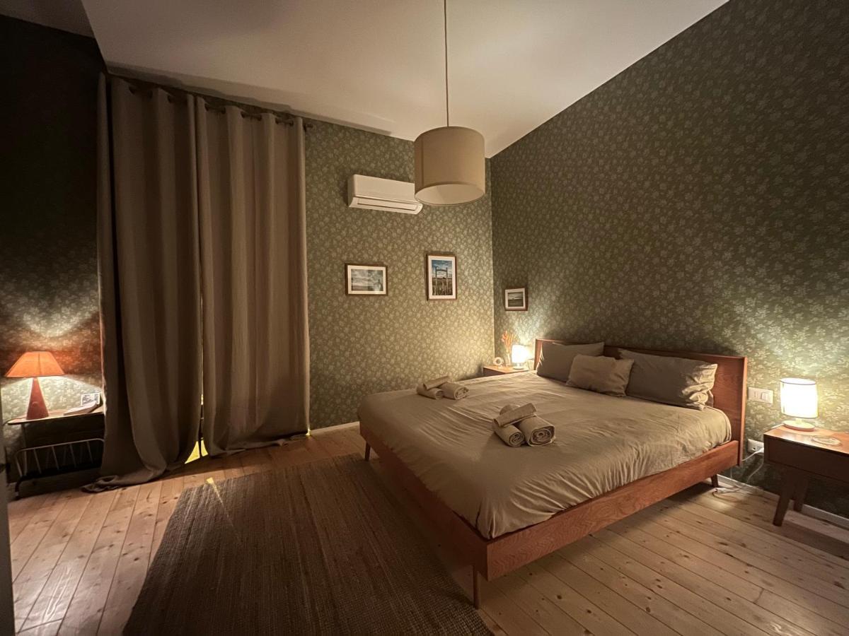 Casa Vayu - Rooms & Garden เนเปิลส์ ภายนอก รูปภาพ