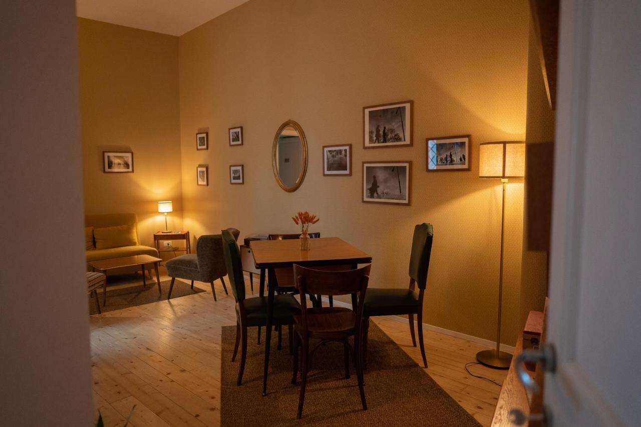 Casa Vayu - Rooms & Garden เนเปิลส์ ภายนอก รูปภาพ
