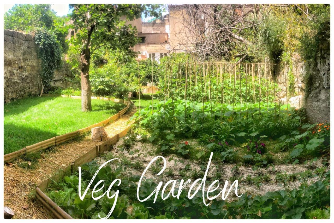 Casa Vayu - Rooms & Garden เนเปิลส์ ภายนอก รูปภาพ