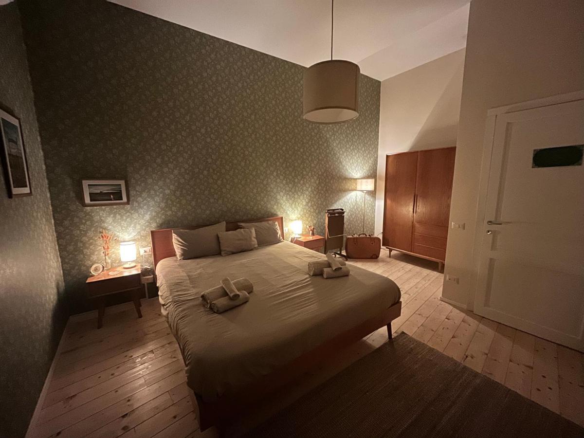 Casa Vayu - Rooms & Garden เนเปิลส์ ภายนอก รูปภาพ