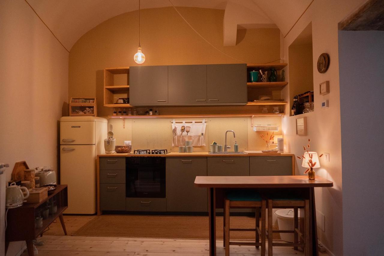 Casa Vayu - Rooms & Garden เนเปิลส์ ภายนอก รูปภาพ