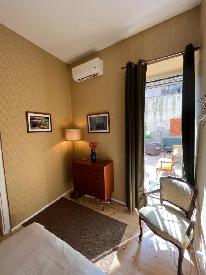 Casa Vayu - Rooms & Garden เนเปิลส์ ภายนอก รูปภาพ